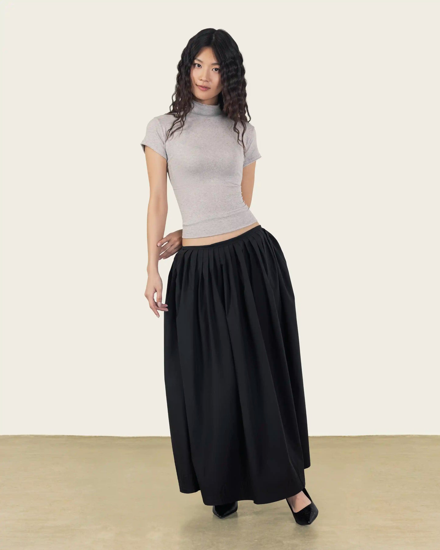 Pleated Skirt in Black
