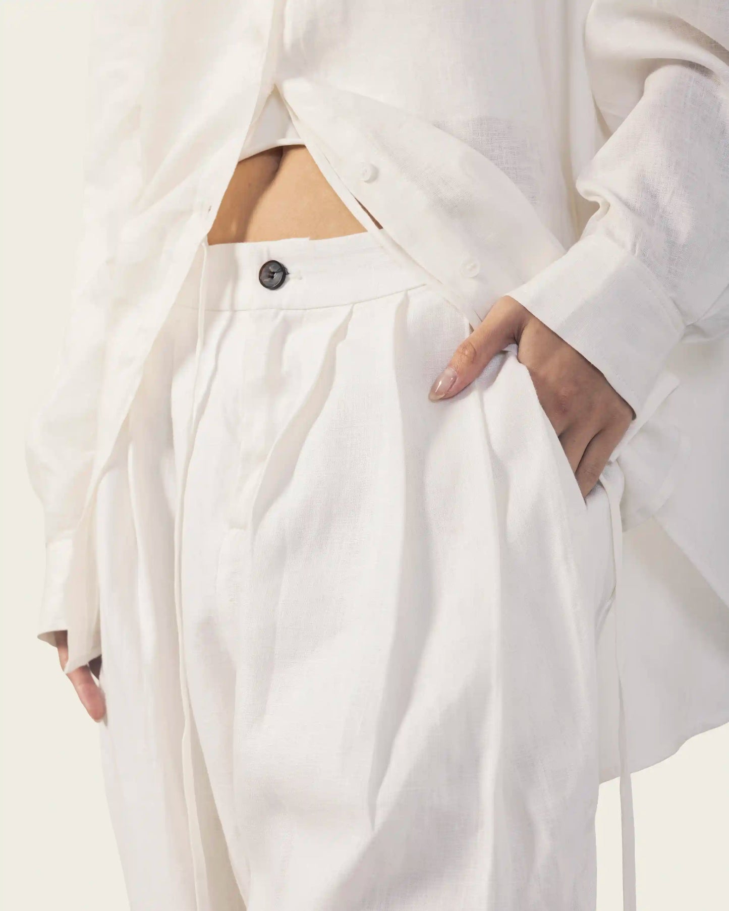 White Barrel Linen Pants