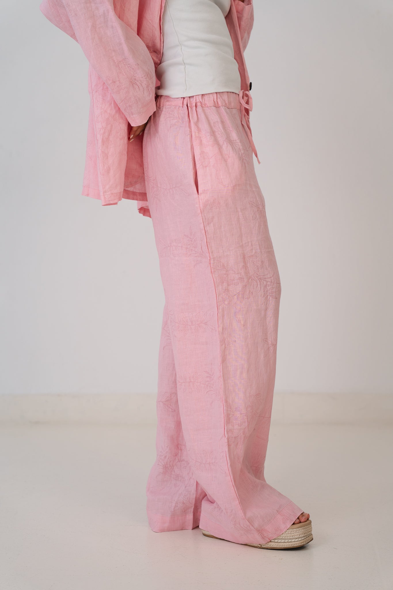 Flowered Linen Pants In Cotton Candy