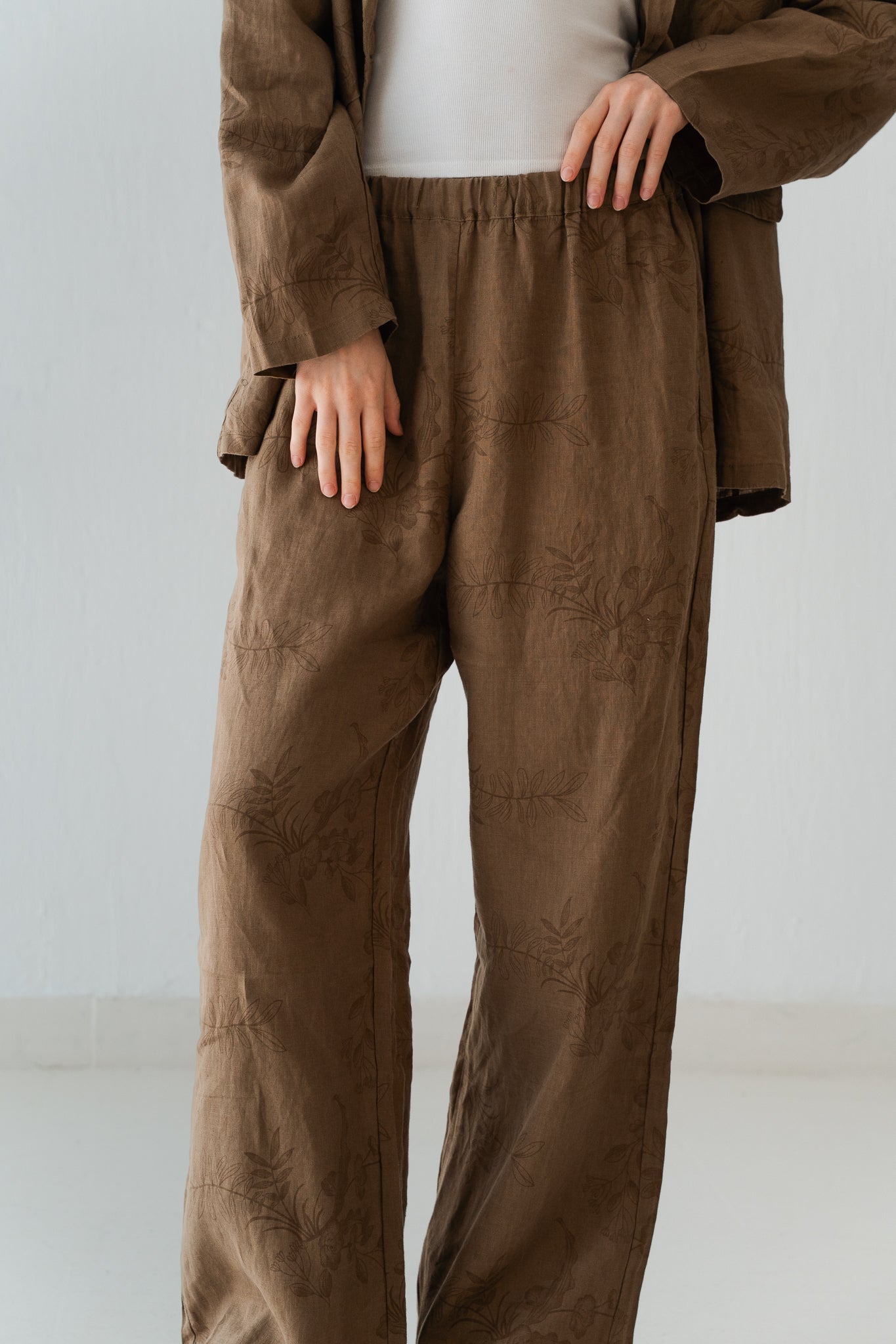 Flowered Linen Pants In Warm Cinnamon