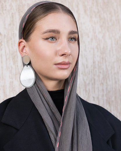 Emerald in Deep Gray