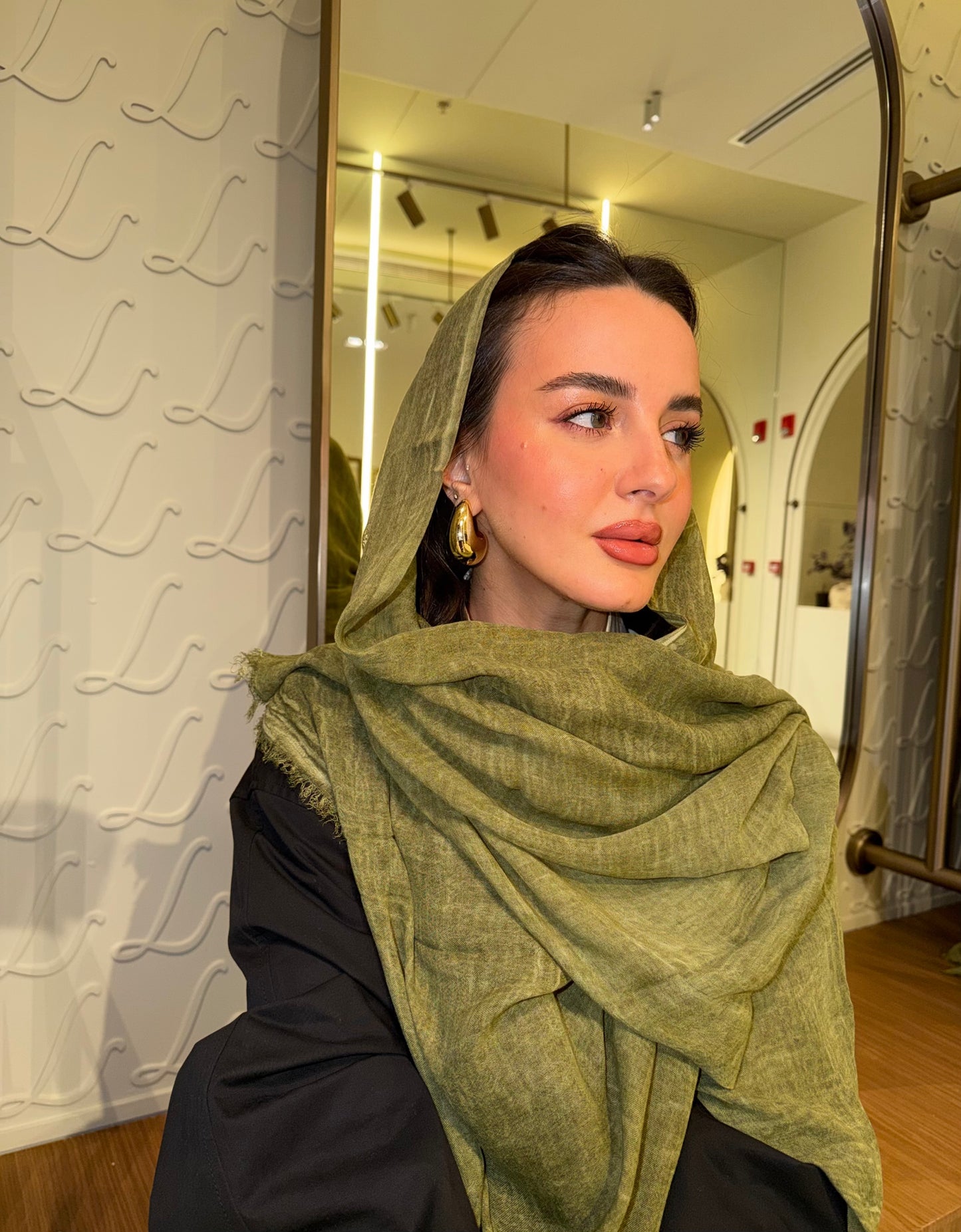 Aura In Green