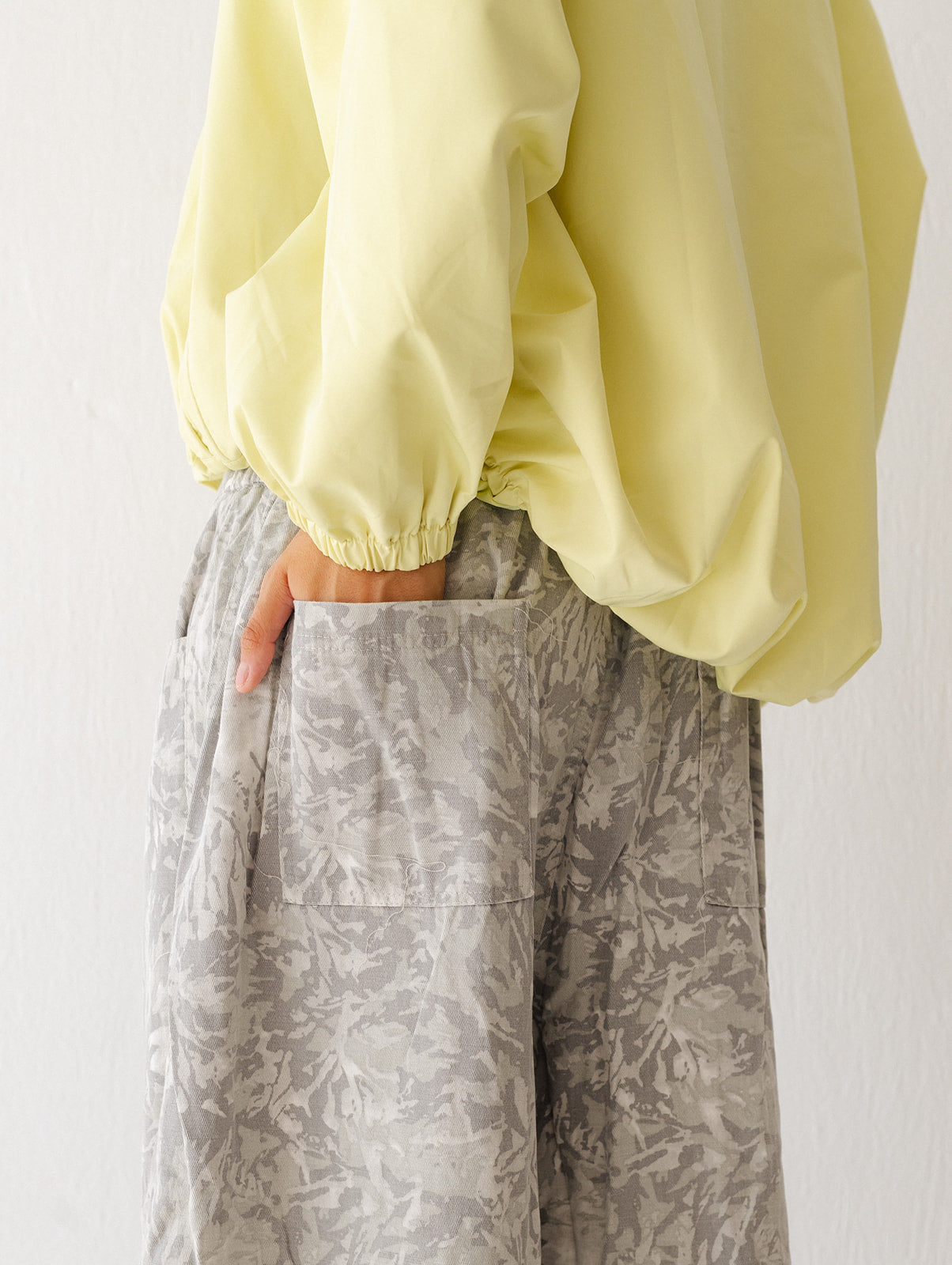Loose Printed Pants In Ash Grey