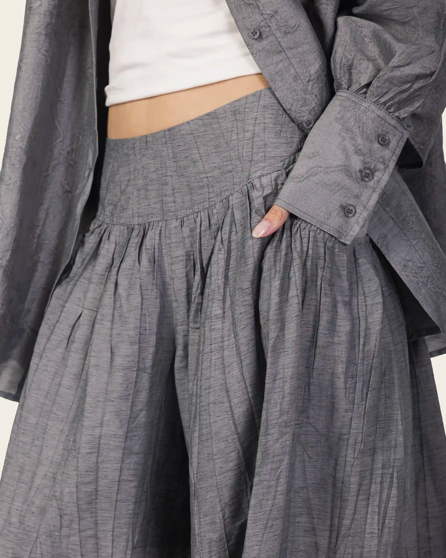 Pleated Wide Leg Pants in Grey