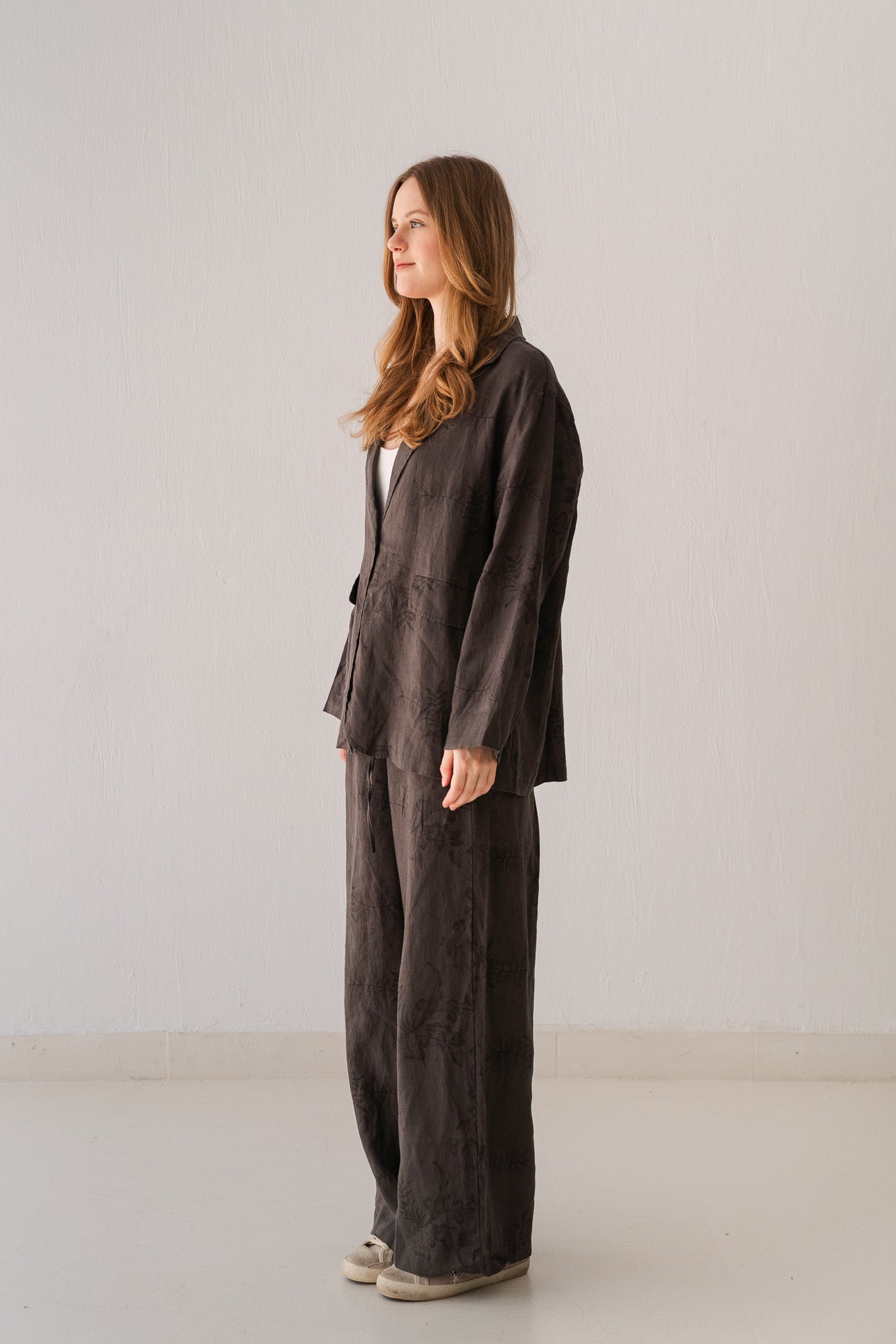 Flowered Linen Pants In Taupe