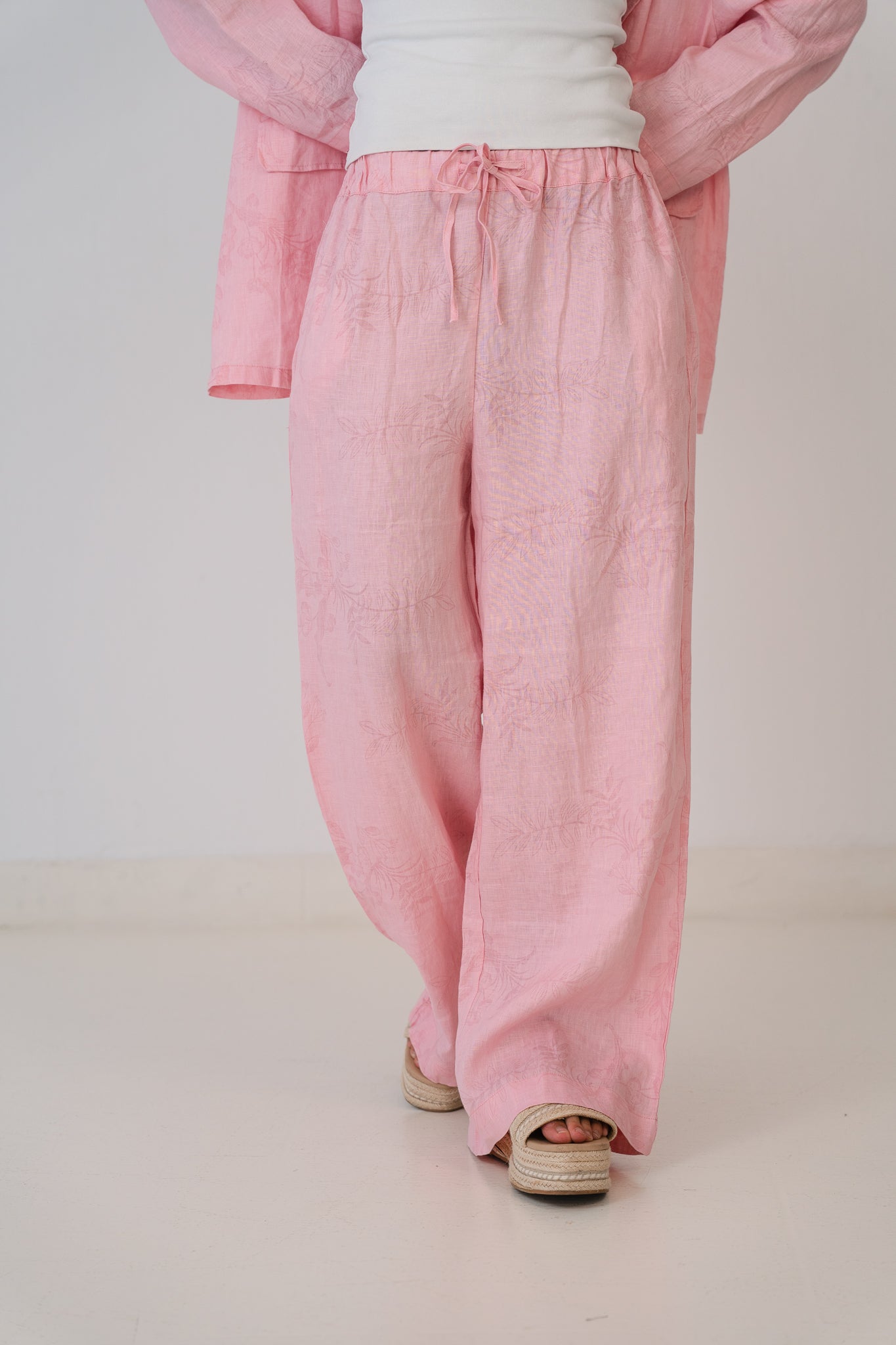 Flowered Linen Pants In Cotton Candy
