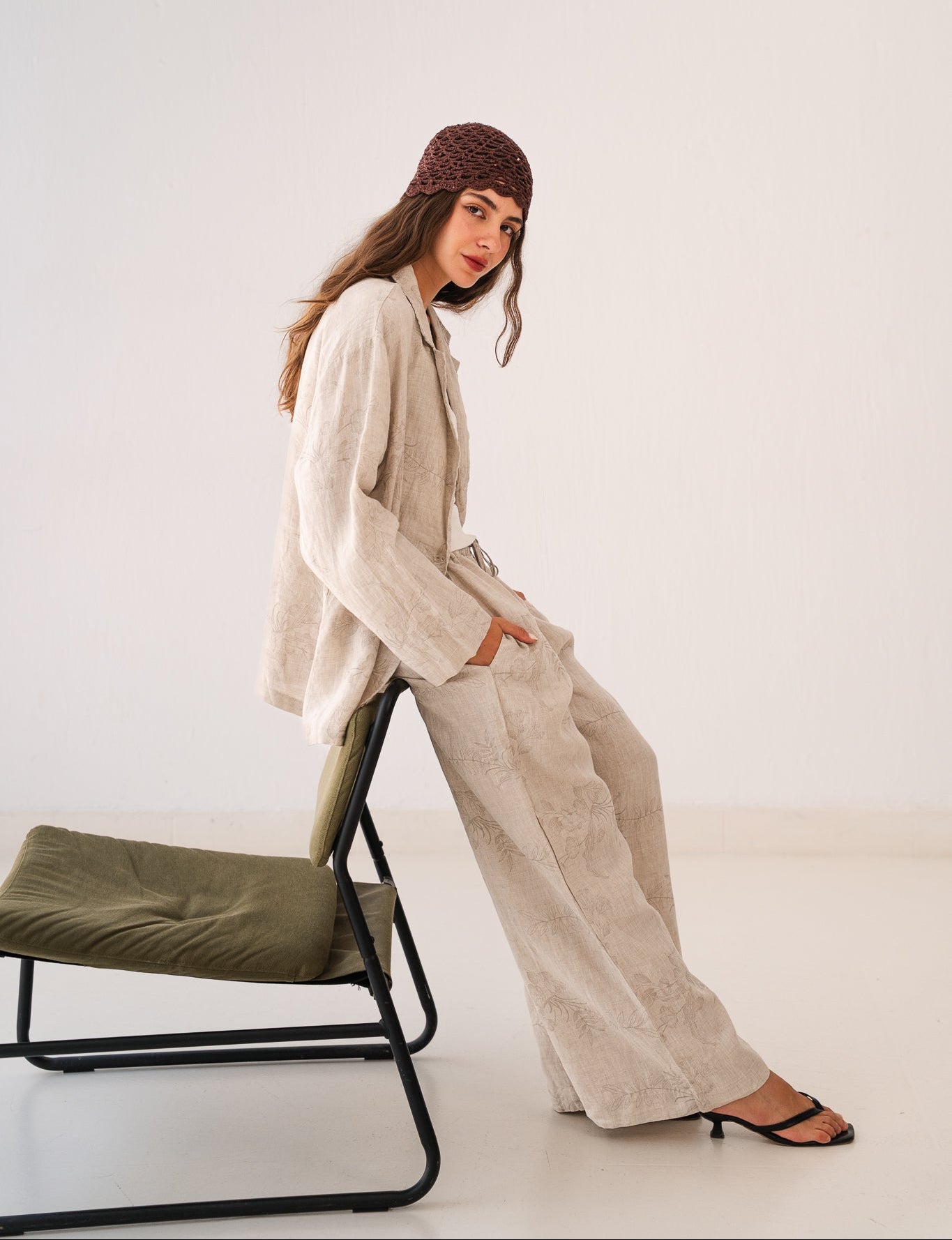 Flowered Linen Blazer In Beige
